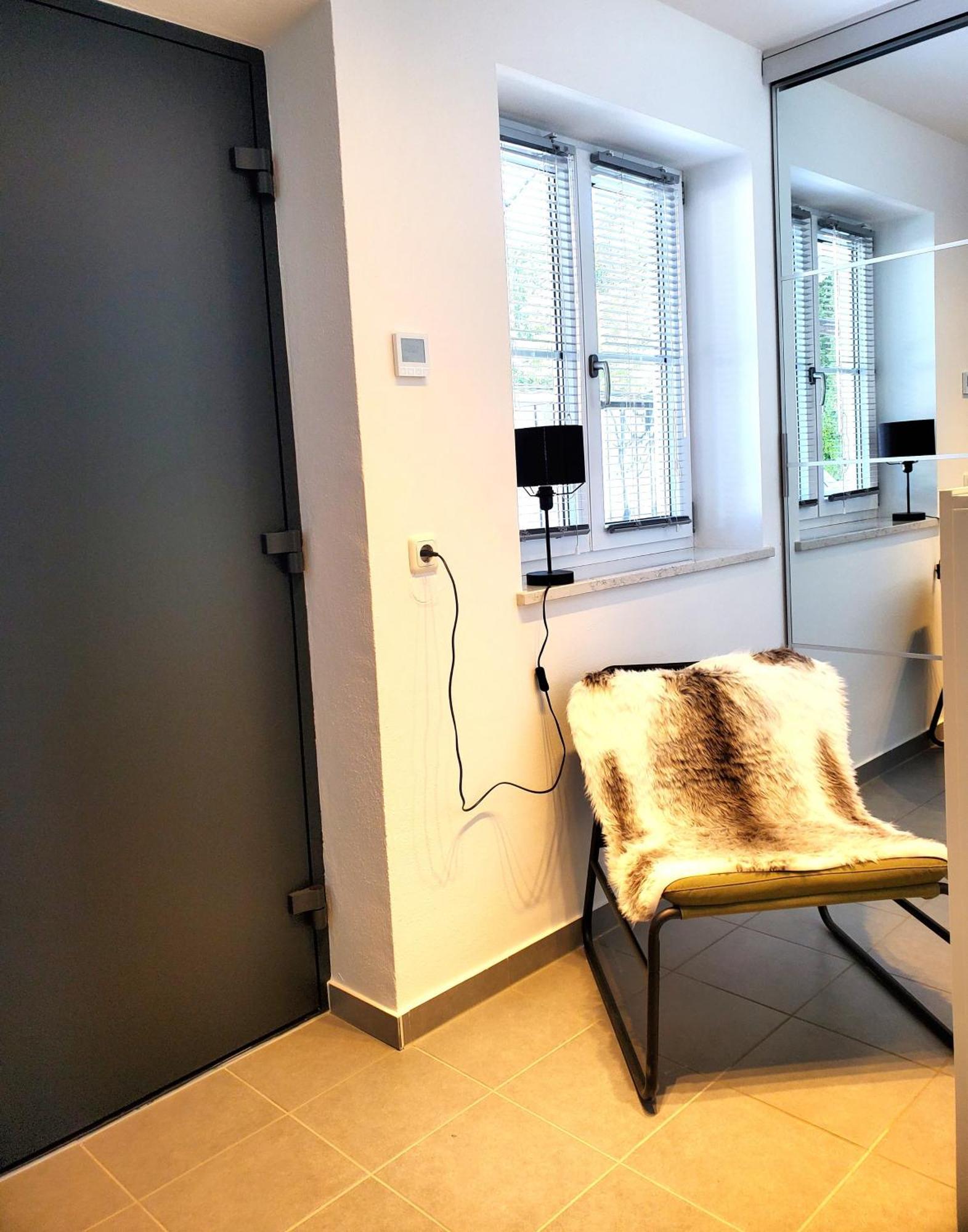 Apartment Chalet Am Schloss Kaltenberg Nahe Ammersee Гелтендорф Екстериор снимка